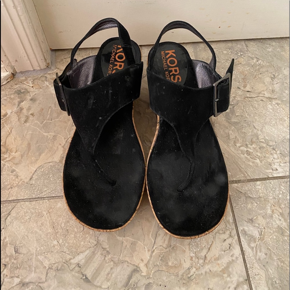 MICHAEL KORS SUEDE WEDGE -USED